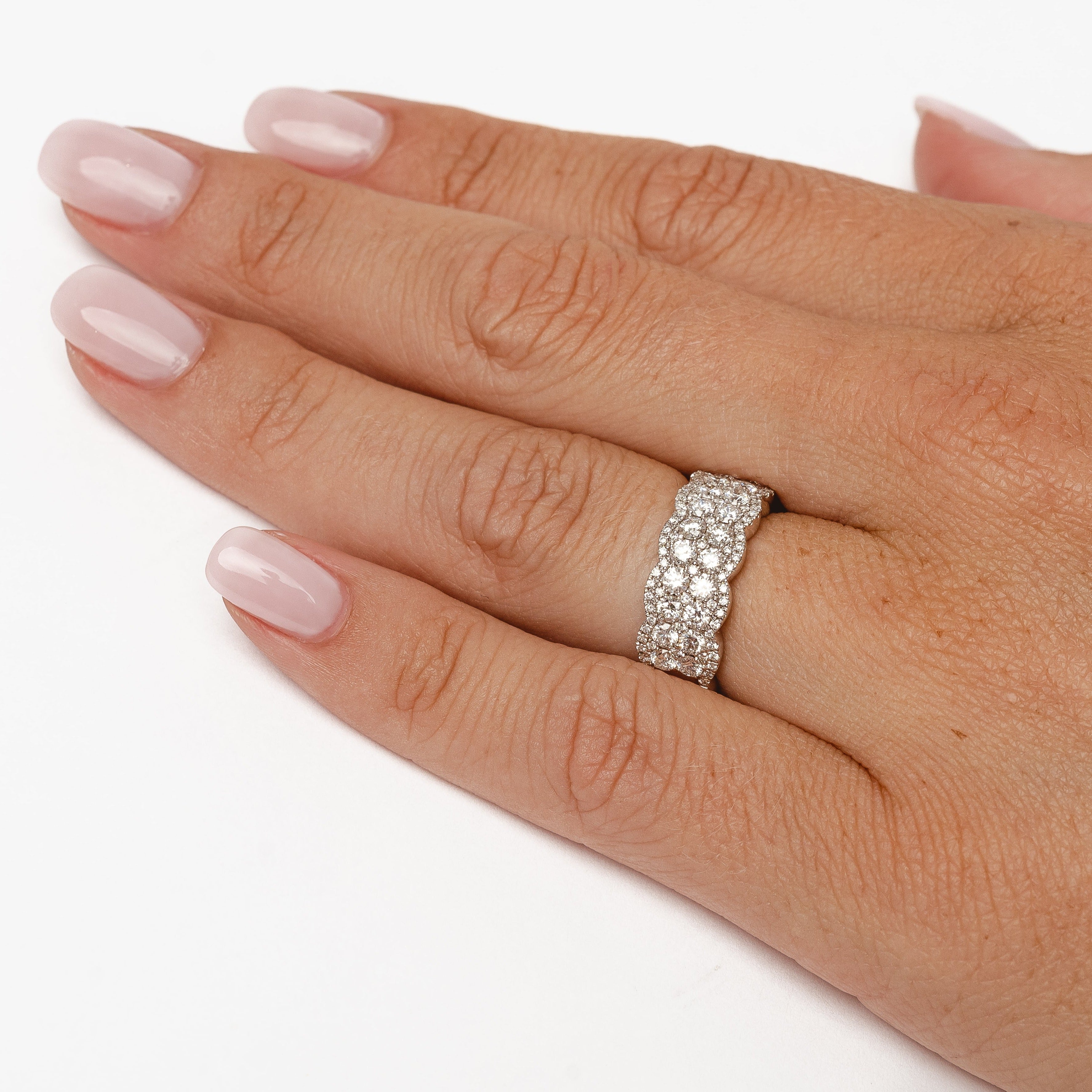 Royal diamond ring - white gold